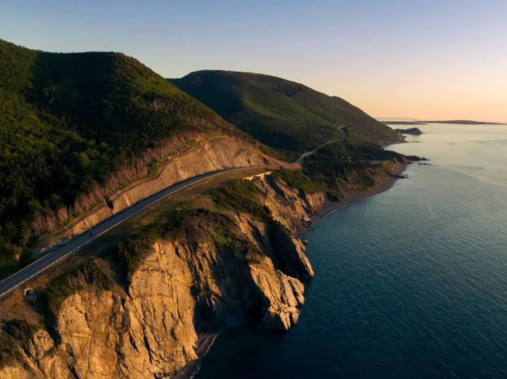 best time to travel eastern canada