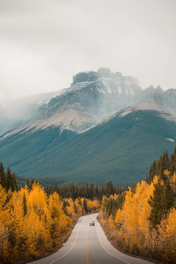 15 Stunning Places To Visit In The Canadian Rockies