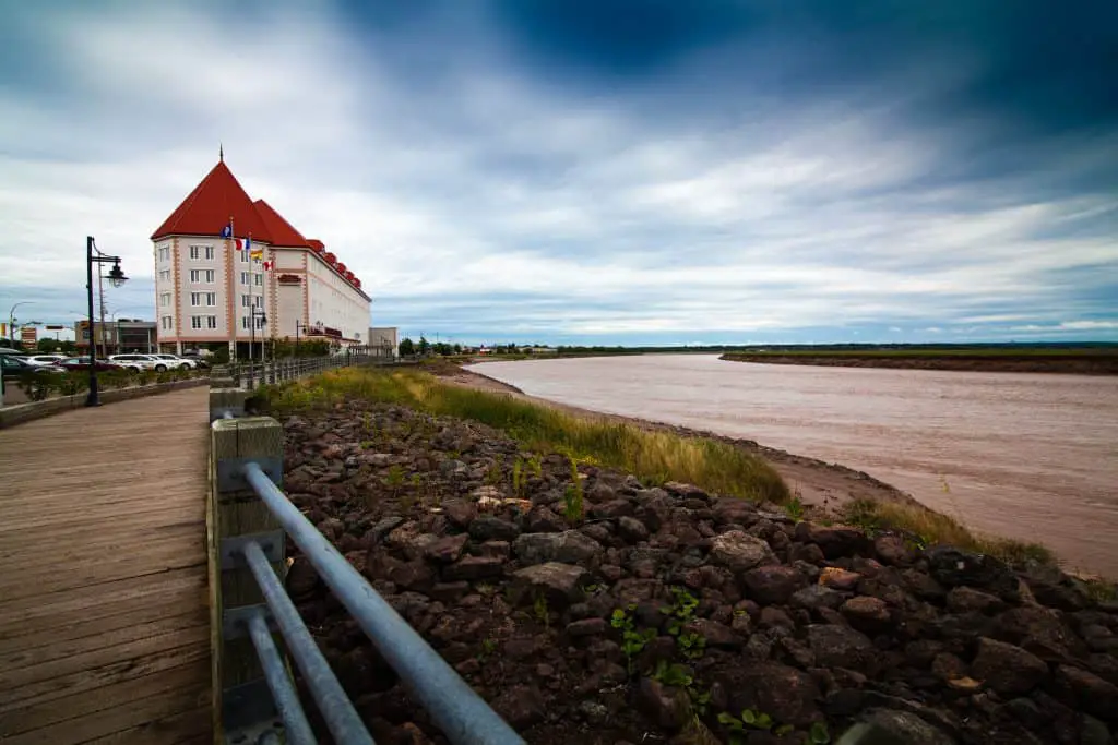 best time to travel eastern canada