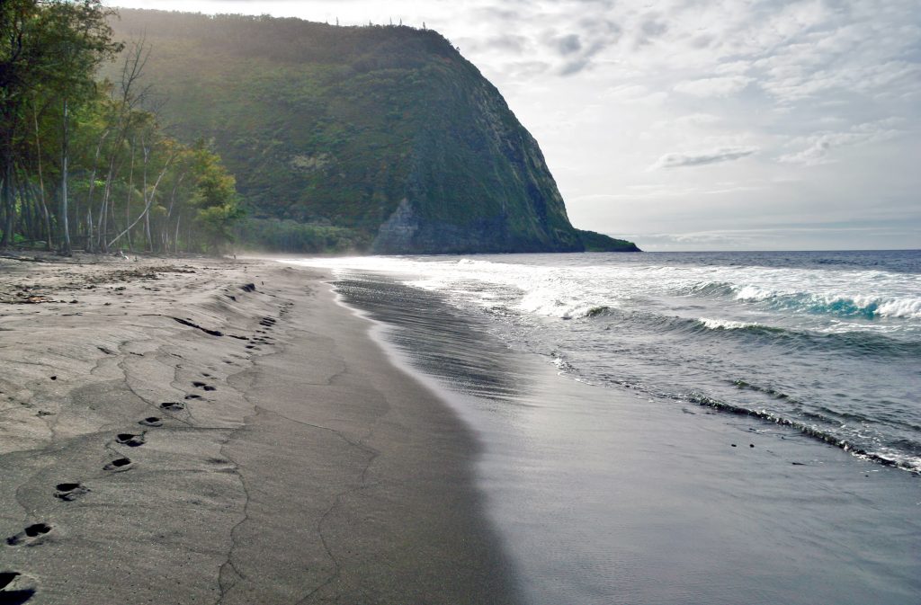 Volcanic Sands on the Beach in the Big Island - Backpacking Hawaii