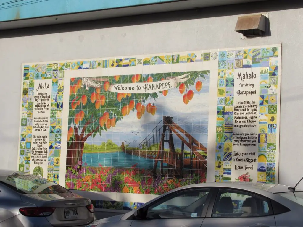 The Mural at the Entrance of Hanapepe- One Week in Kauai